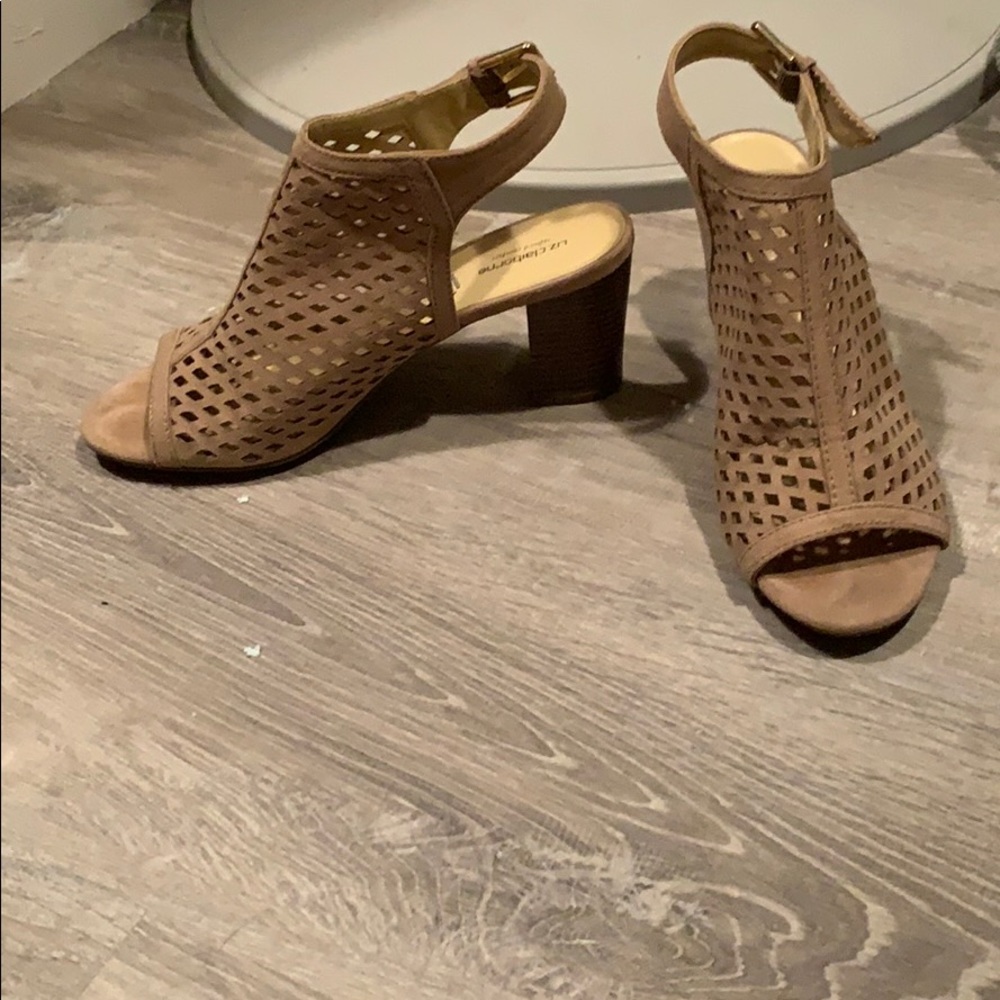 Liz Claiborne tan heeled boots